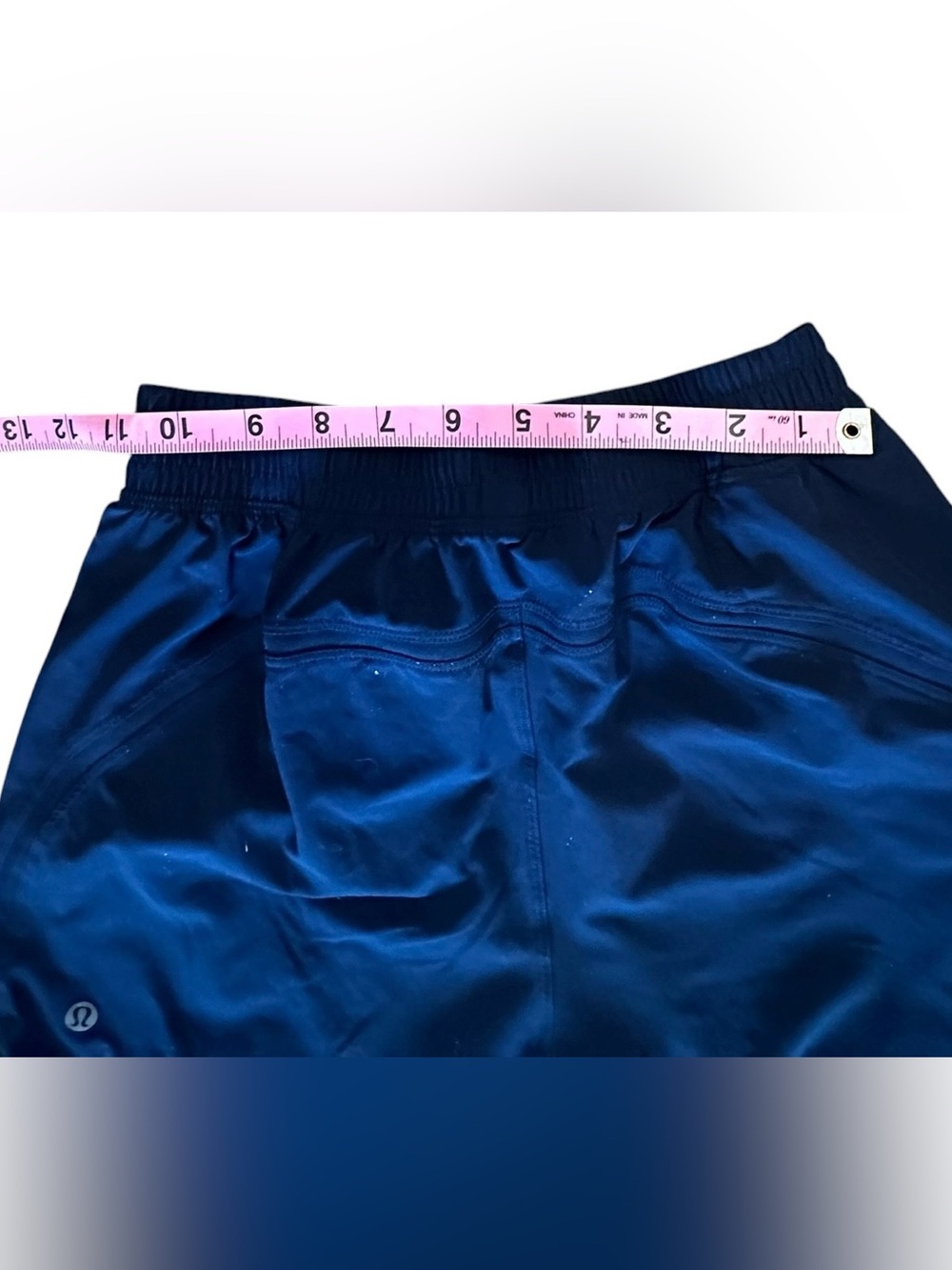 Lululemon Men’s Shorts 5" VersaTwill Stretch True Navy Blue Sz Small - Picture 4 of 4